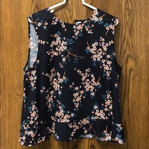 Banana republic ruffle tank